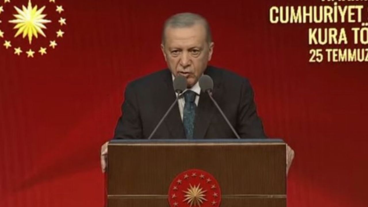 Erdoğan'dan Yeni Dönemde Yeni Anayasa Mesajı!