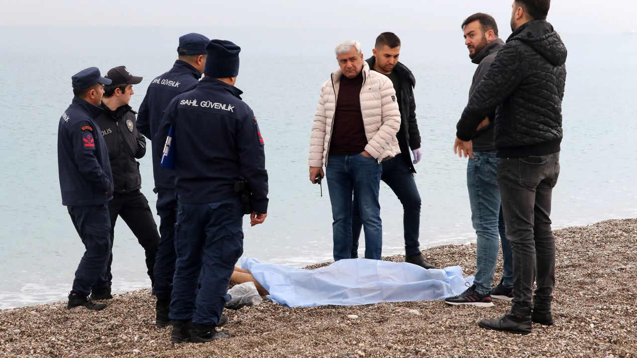 Antalya'da Atatürk dövmeli erkek cesedi bulundu
