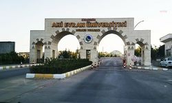 Üniversitede “adrese teslim” kadro iddiası