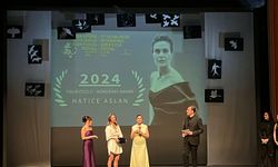 27. Uçan Süpürge Kadın Filmleri Festivali’nde Onur Ödülü Hatice Aslan’a verildi