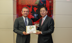 CHP Genel Başkanı Özgür Özel, Çin Büyükelçisi Liu Shaobin ile bir araya geldi