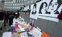 Katledilen Ayşenur Halil'in okul arkadaşlarından protesto