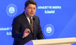 Bakan Tunç: "Mahkemelere ve hakimlere kimse emir ve talimat veremez"