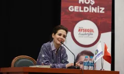 Pelin Batu: "Işıkla ve bilimle birbirimize el vermemiz çok önemli"