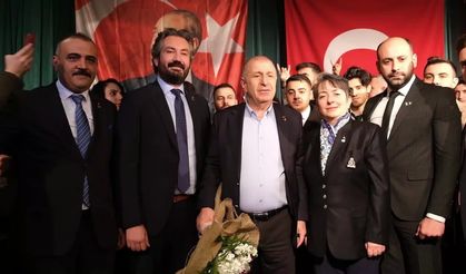 Zafer Partisi Lideri Ümit Özdağ partisinin Eskişehir adaylarını tanıttı