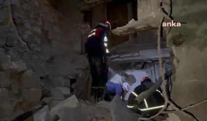 Şanlıurfa'da metruk bina çöktü: 1 kişi hayatını kaybetti