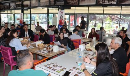 İzmit Belediyesi, 19 Mayıs’a gençlerle hazırlanıyor