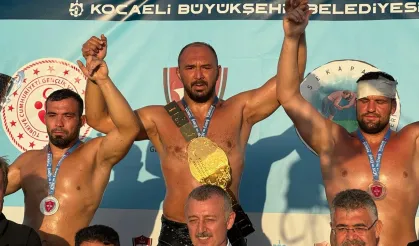 Altın kemerin sahibi Ali Gürbüz oldu