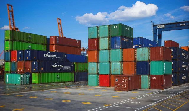 Mayıs ayında ihracat yüzde 11,3 arttı, ithalat ise yüzde 10,4 azaldı