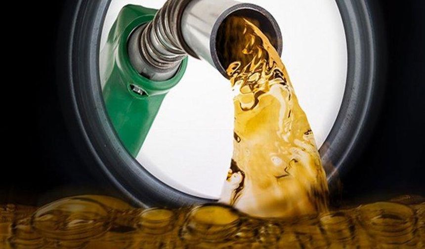 Benzinin litre fiyatı 40 lirayı aştı