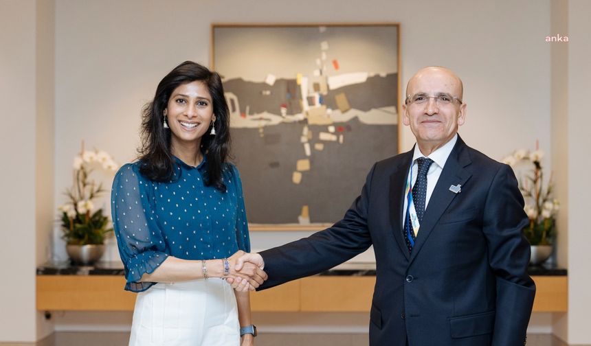 Hazine ve Maliye Bakanı Mehmet Şimşek IMF Başkan Yardımcısı Gita Gopinath ile görüştü
